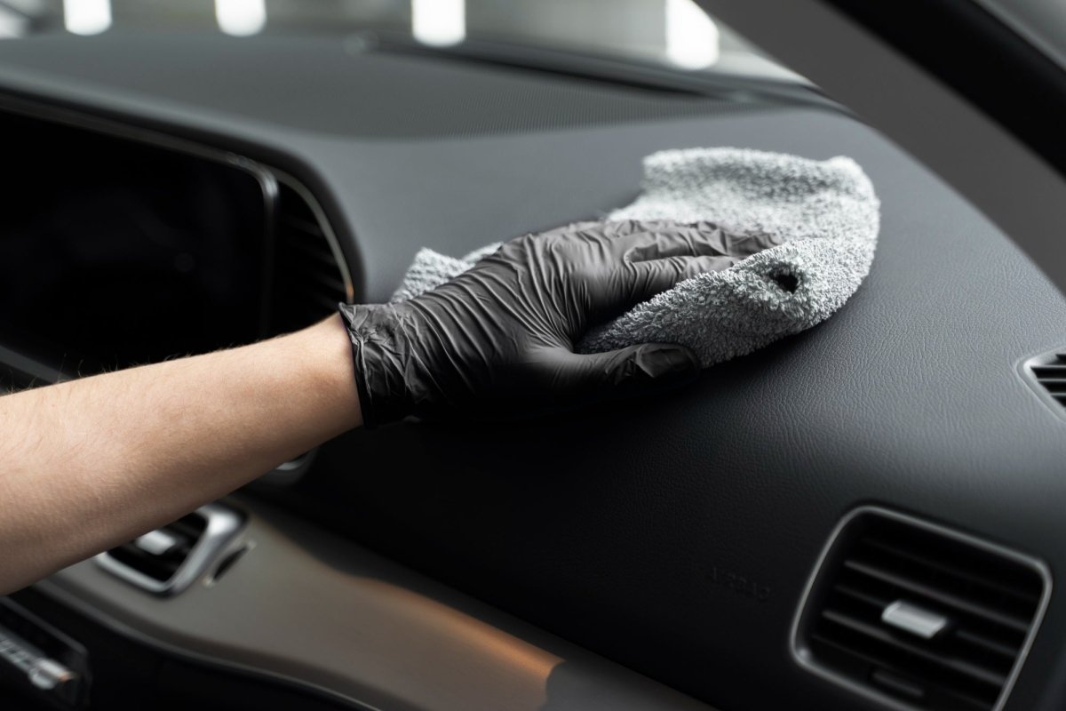 Gummipflege / Kunststoff - Carfinish24